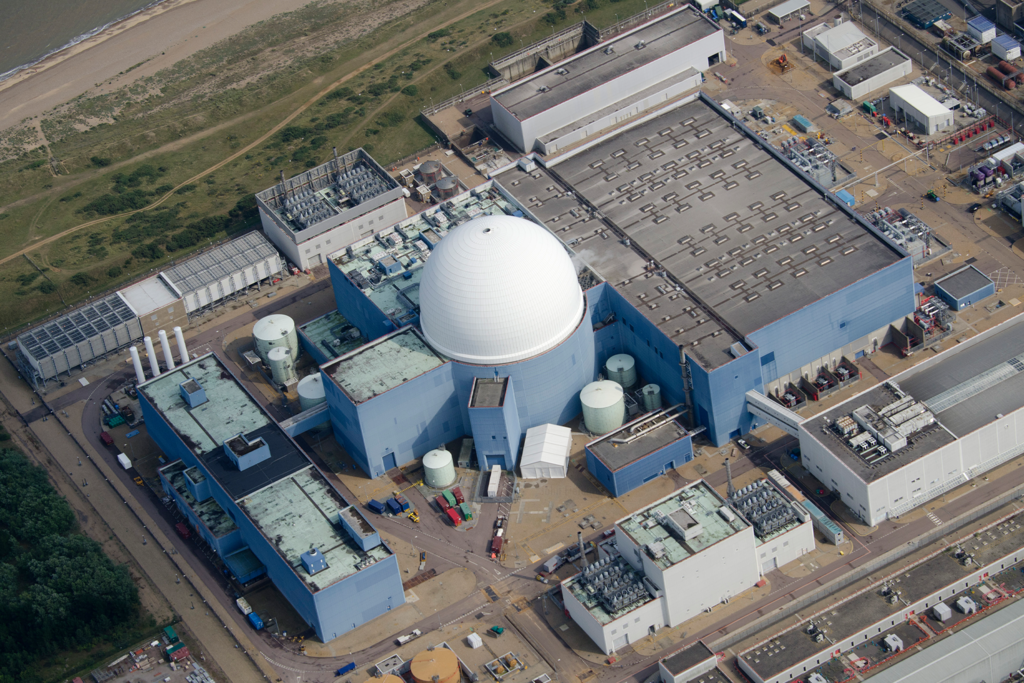 El reactor nuclear más complejo del mundo está en marcha en Reino Unido. Sus críticos lo llaman directamente “un monstruo”